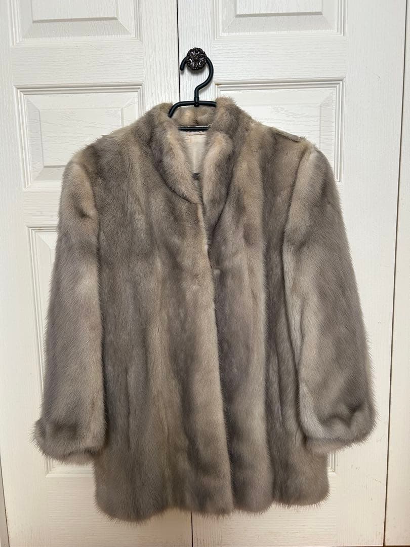 ジャケット・アウター SAGA MINK Silver-Tag Sapphire Mink Coat