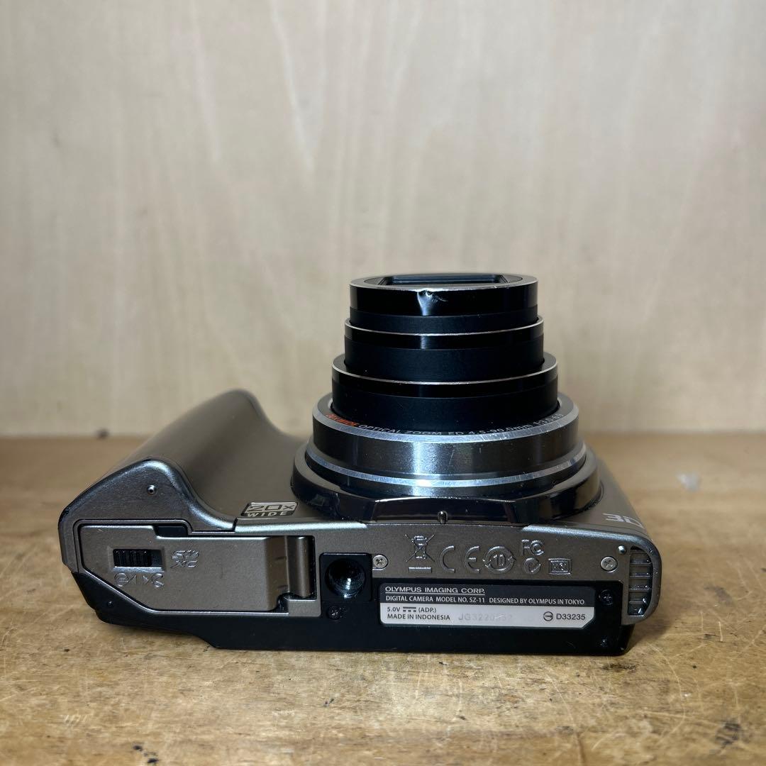 Olympus SZ-11 14 Megapixel 完動極美品