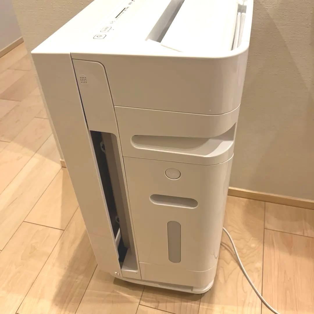 ダイキン　空気清浄器　MCK70-W 2020年製 キャスター付き