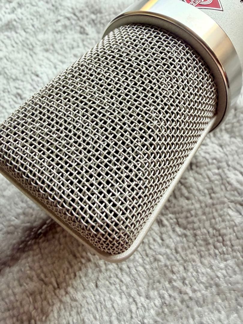 Neumann TLM 102 コンデンサーマイク（ニッケル）