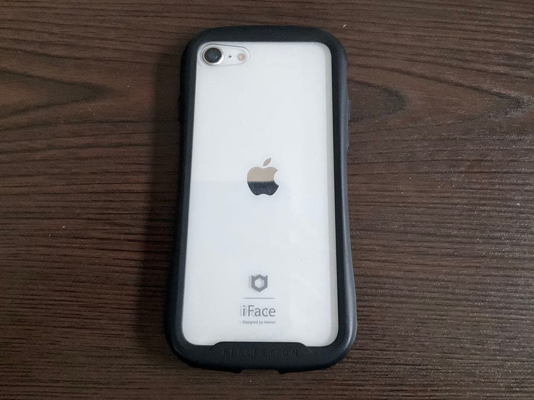 iPhone SE 第2世代 ホワイト iFaceケース付