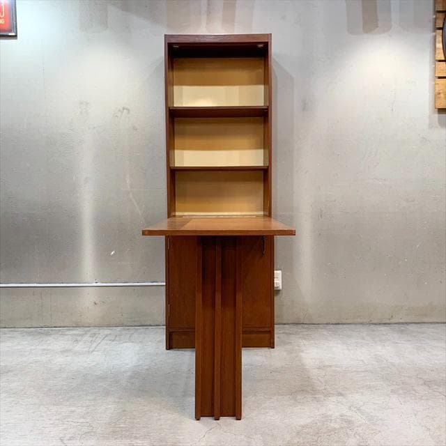 ヴィンテージのチークライティングキャビネット