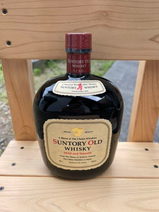 サントリーレトロ　オールド マイルド&スムース 40度 700ml （箱なし）