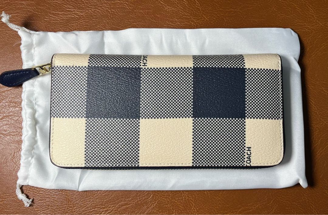 COACH チェック柄 ラウンドファスナー長財布