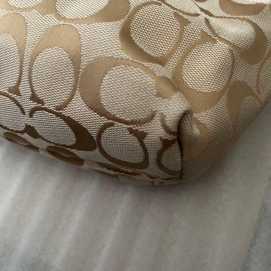 新品未使用　タグ付き　COACH ワンショルダーバッグ 希少花モチーフ ピンク