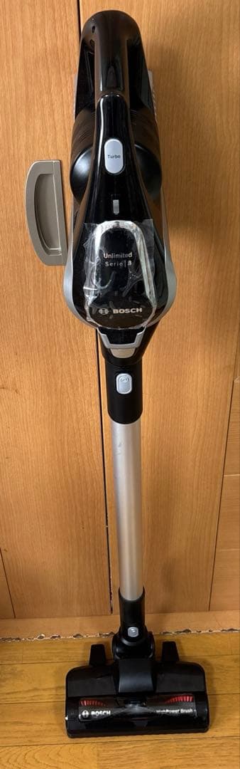 【未使用品】BOSCH 18Vコードレスクリーナー BBS1123BJP