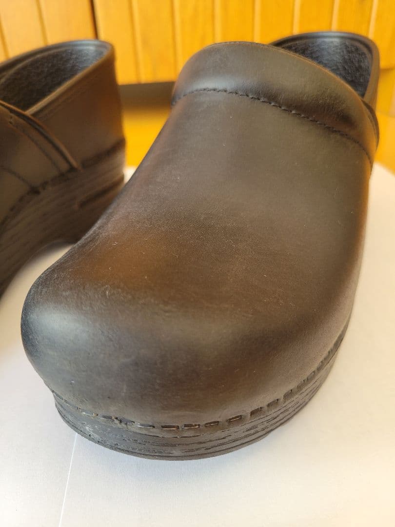 ダンスコ　プロフェッショナル　39 ブラックオイルド