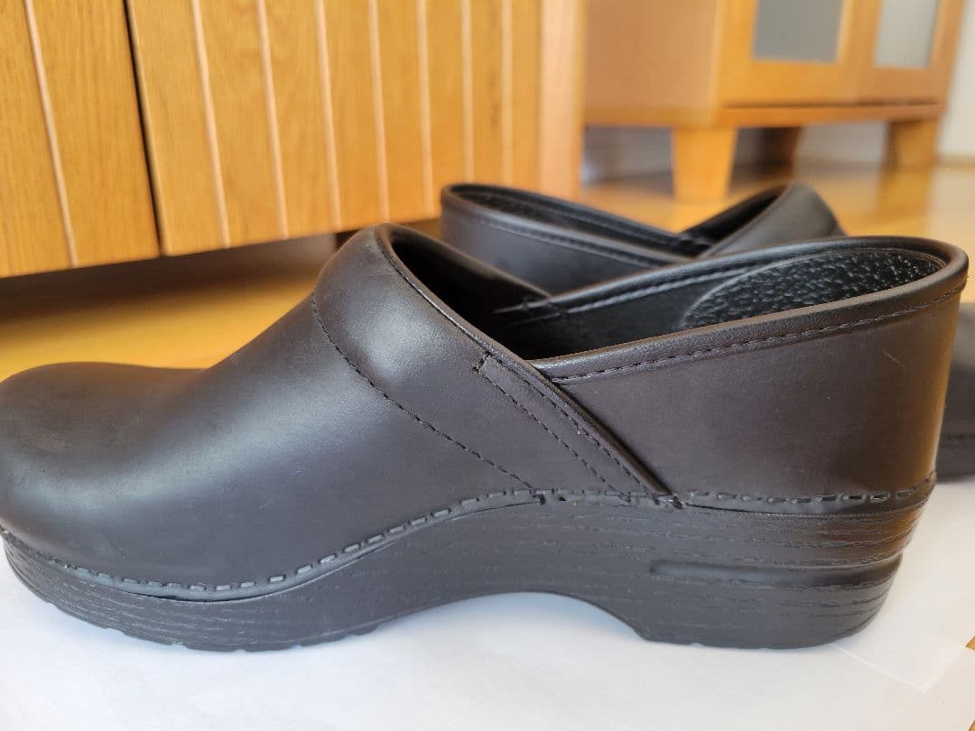 ダンスコ　プロフェッショナル　39 ブラックオイルド