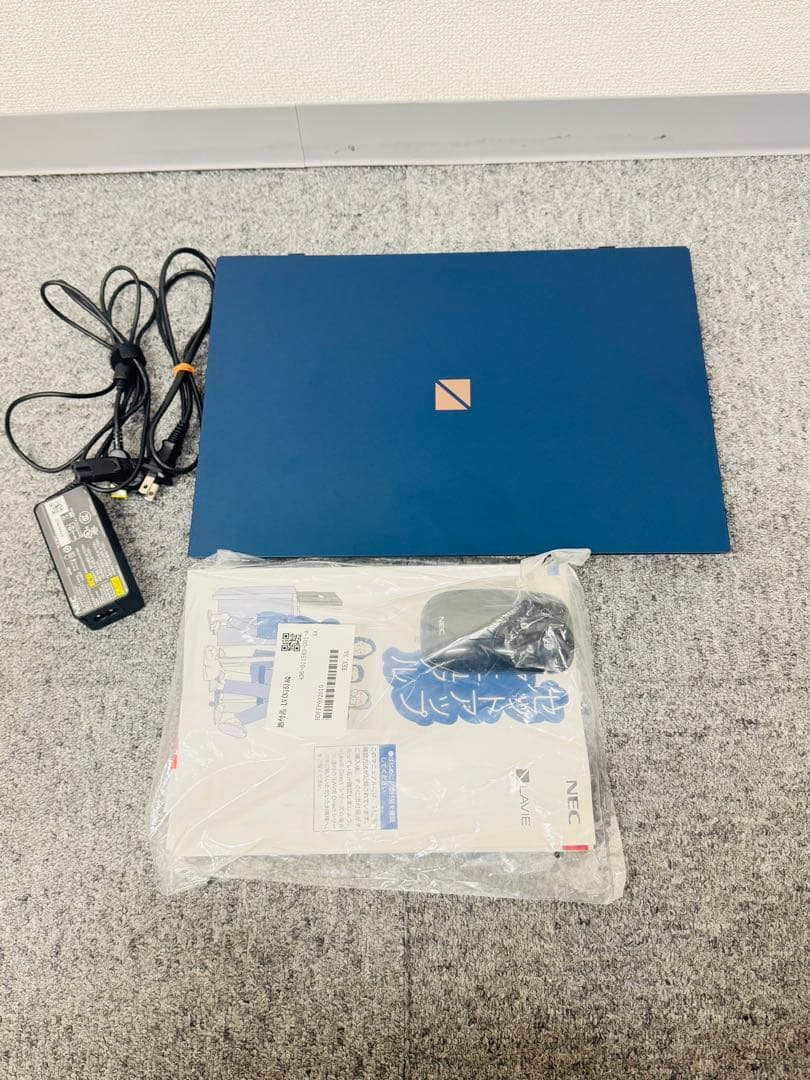 Windowsノート本体 NEC PC-N1575AAL Core i7 10510U 8GB 512GB