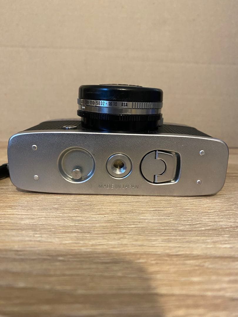 フィルムカメラ OLYMPUS PEN-D