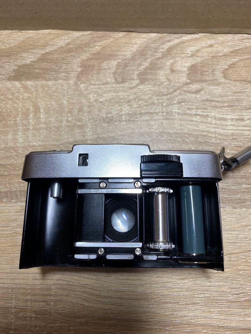 フィルムカメラ OLYMPUS PEN-D