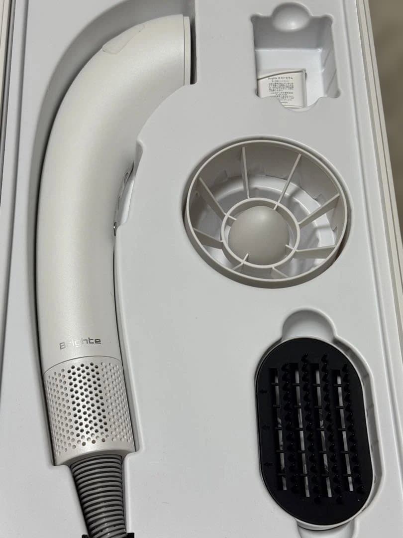 Brighte SHOWER DRYER シャワードライヤー ホワイト 美品