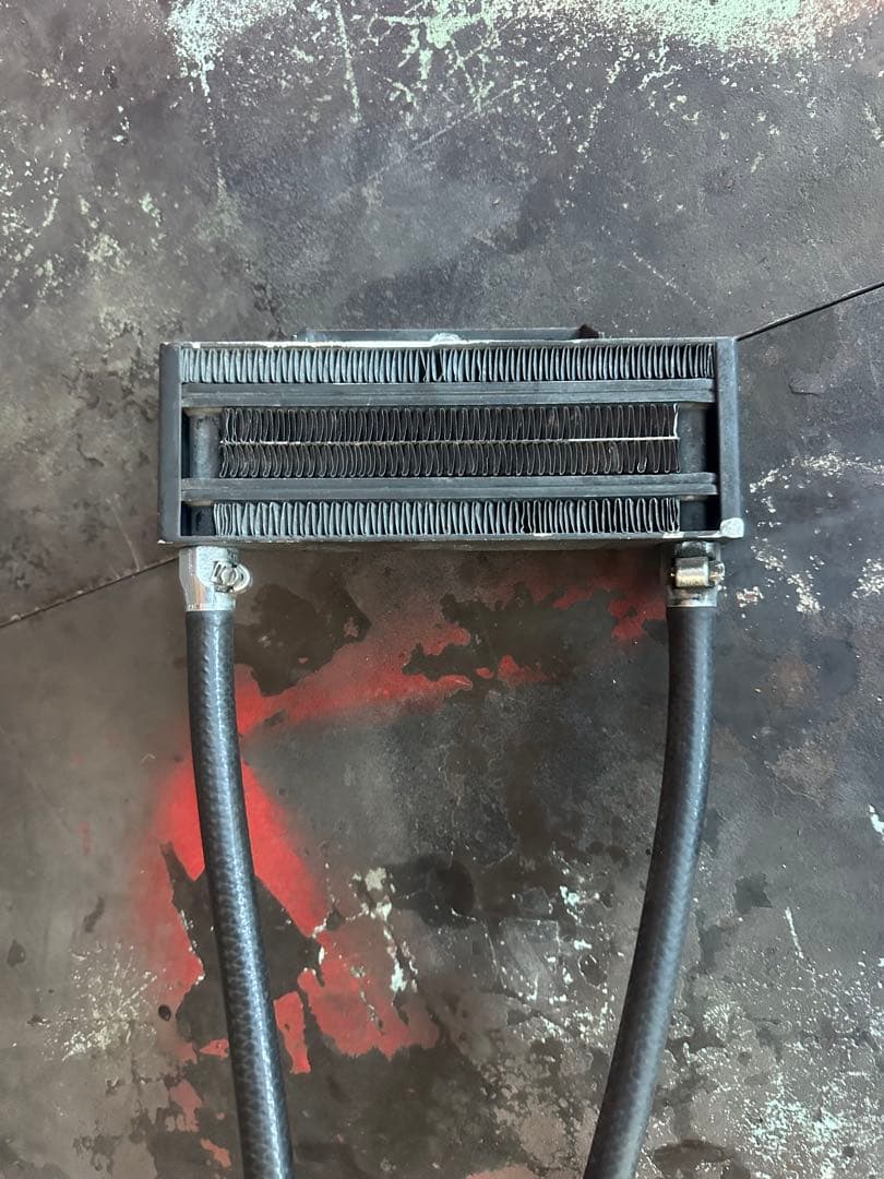 ハーレー　ショベル　オイルクーラー