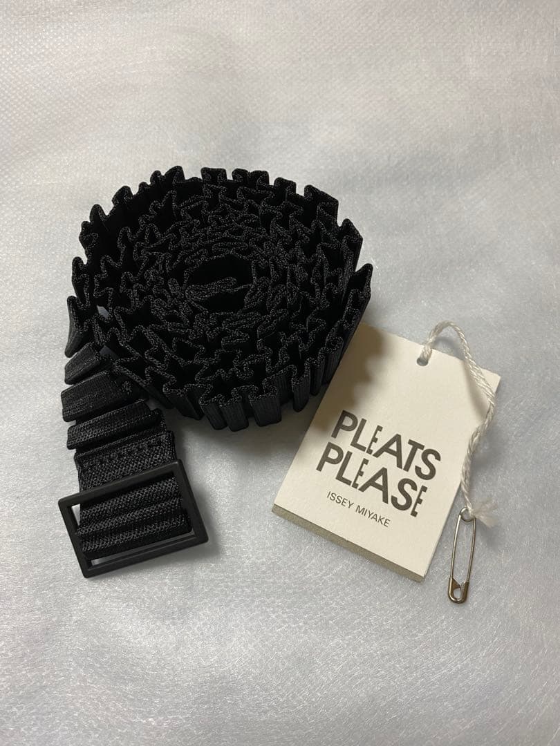 イッセイミヤケ　プリーツプリーズ