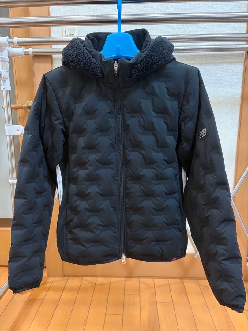 New Balance レディースジャケット ブラック