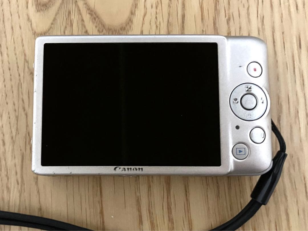 Canon IXY　デジタルカメラ　PC1588