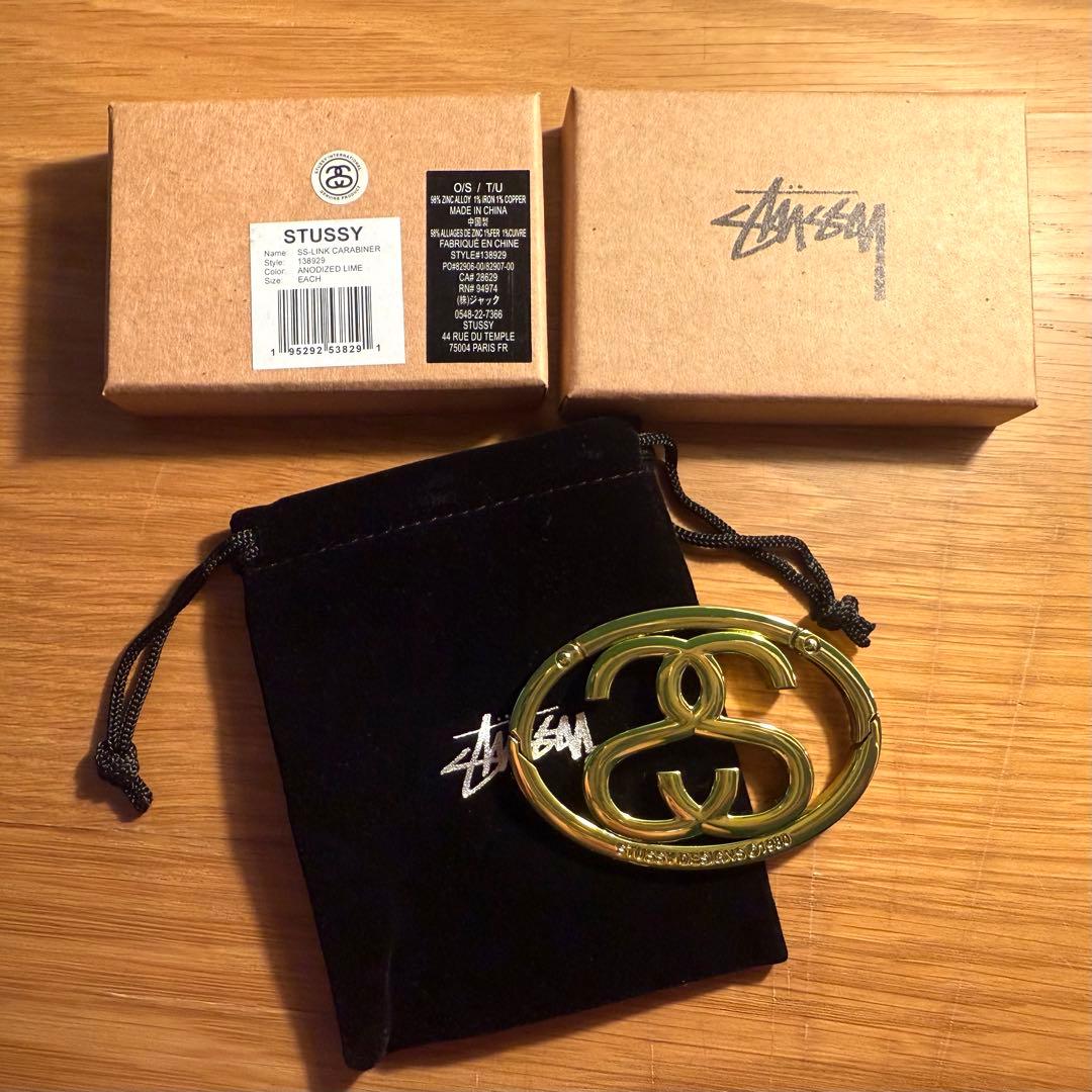 Stussy 限定色 SS LINK CARABINER GREEN