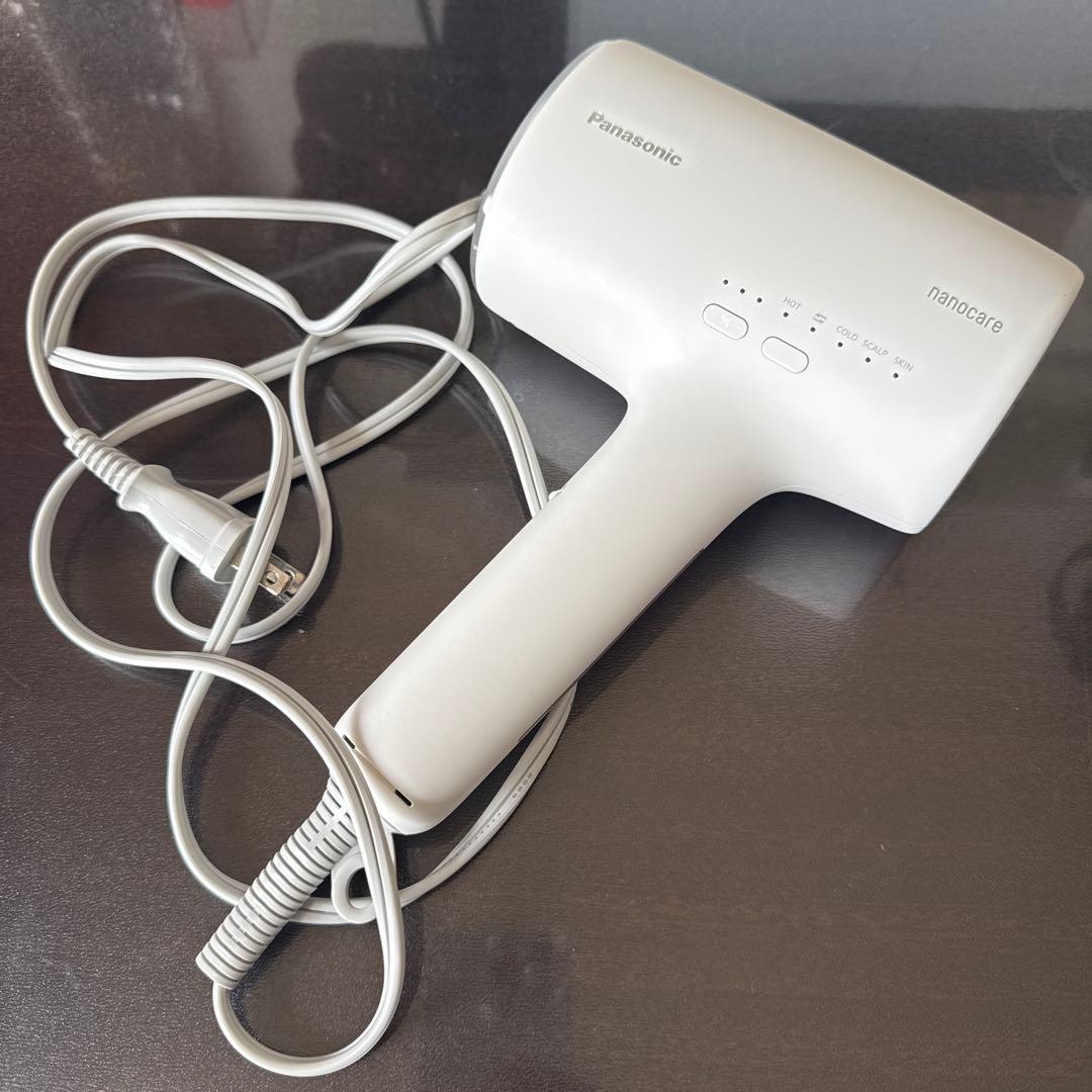 金土日値下げ❣Panasonic ナノケア ヘアドライヤー