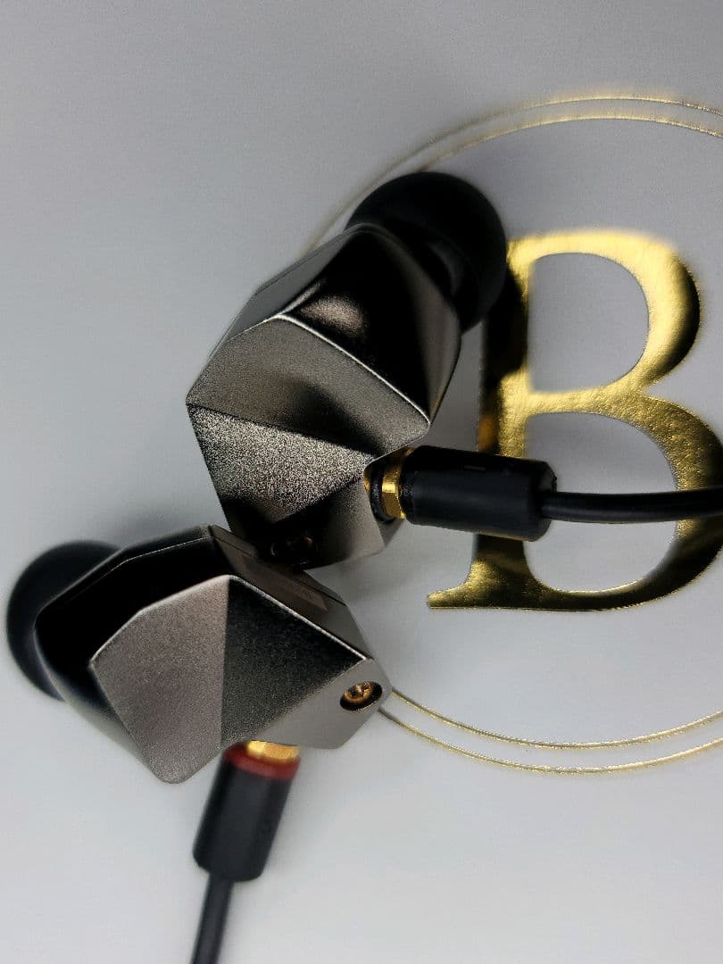 【美品】final B2【FI-B2BSSD】