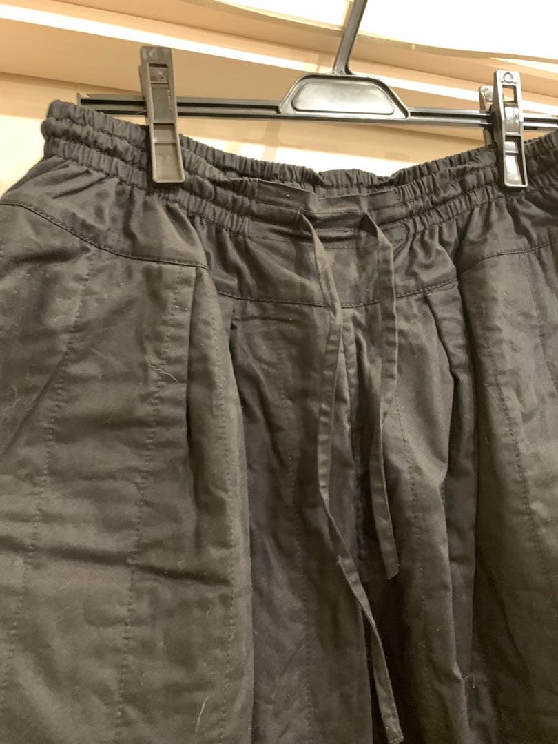 Khadi and co キルトパンツ black