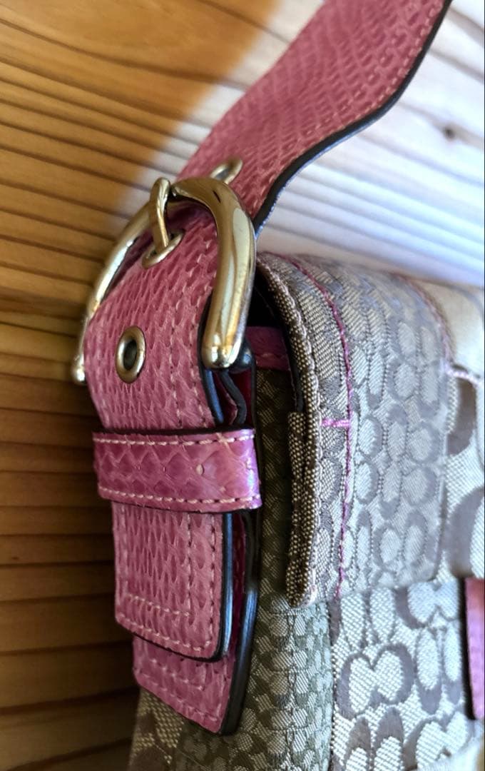 COACH シグネチャー NC05Q 3689