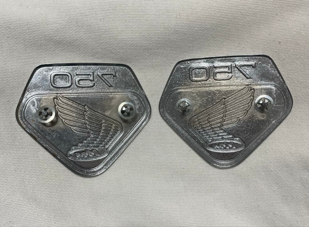 ホンダ 750サイドカバー HM ウイングロゴ 2個