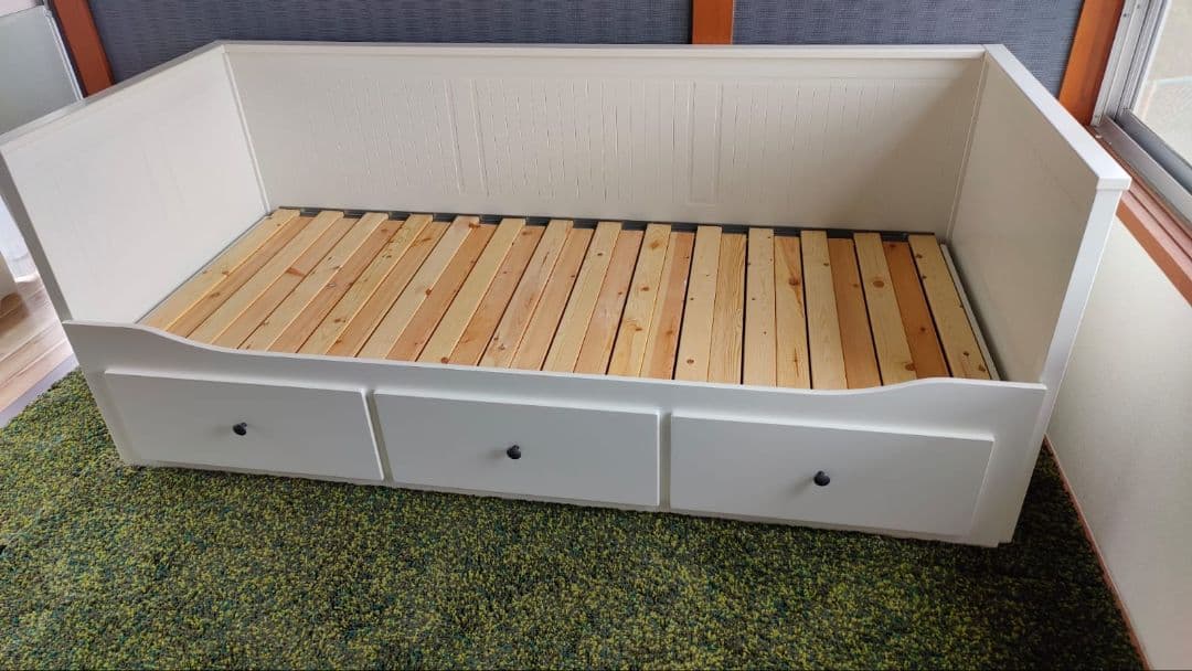 4月26日（午前）まで【配送不可、現地引取のみ】IKEA BRIMNES