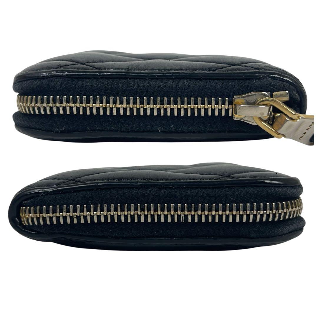 ミュウミュウ　キルティング　長財布　ロゴプレート　レザー　ブラック　希少美品！