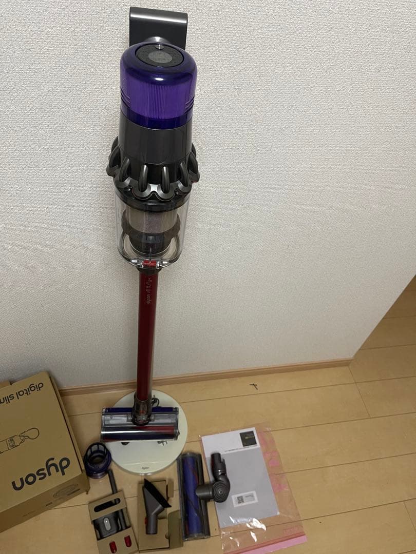 【美品)Dyson コードレスクリーナー V11 sv14 スタンド付け