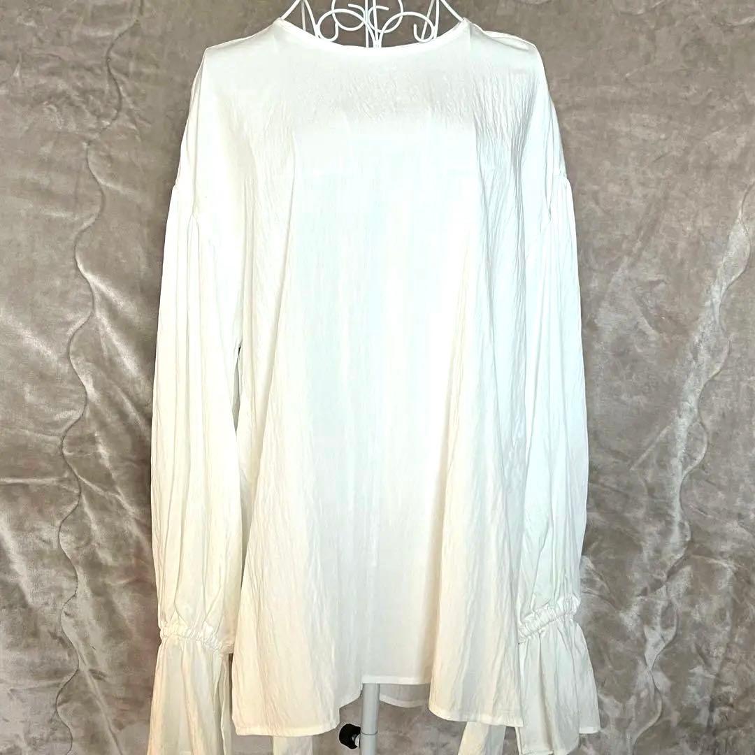 ビアズリー《LIVETART》 ギャザーカフスシャツ　白