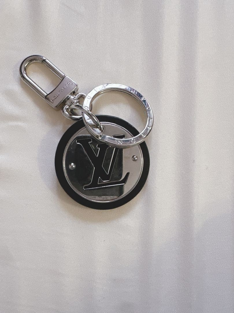 [LOUIS VITTON]キーホルダー　LV サークル