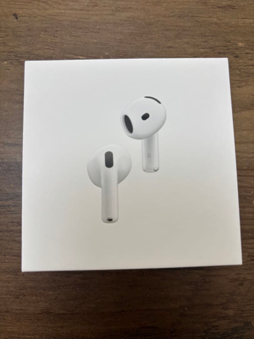 新品　未使用　AirPods 4 本体 アクティブノイズキャンセリング