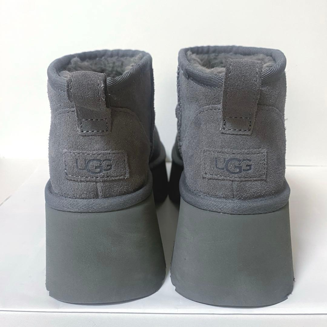 【完売品／25.0cm】UGG ウルトラミニ ニューハイツ 厚底ブーツ ムートン