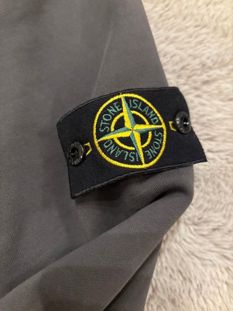 STONE  トレーナー　美品