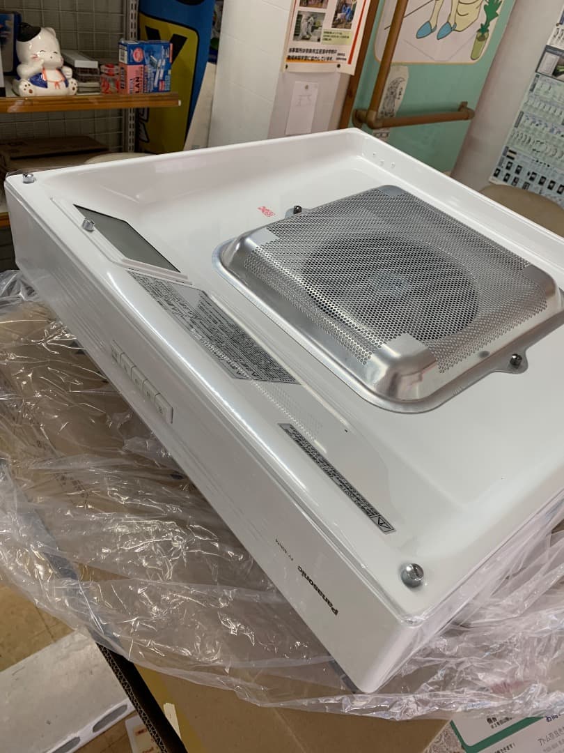 浅型レンジフード　Panasonic FY-60HF4　新品開梱のみ　送料無料