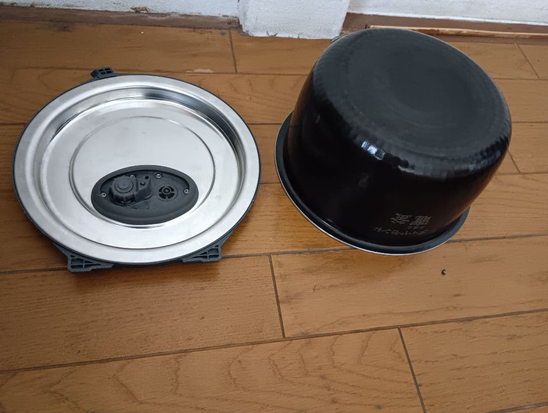 22年製❗パナソニック、低温、無水調理機能付き圧力IH炊飯器(5.5合炊き）