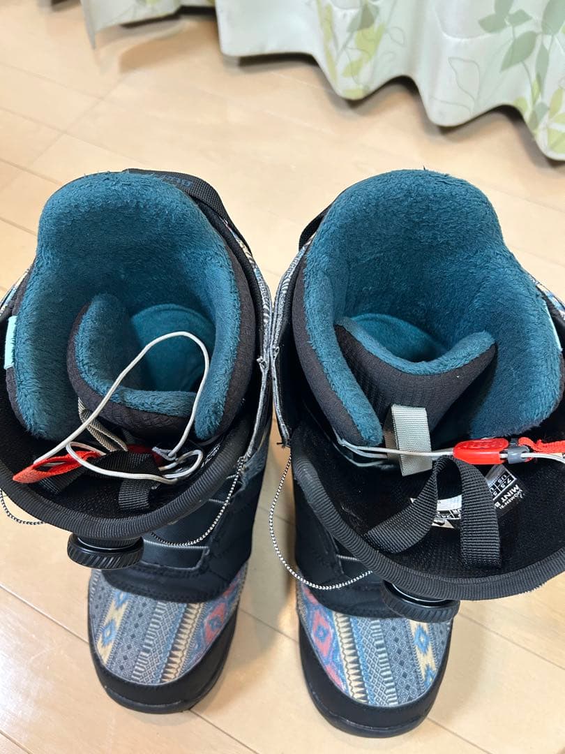 Burton MINT スノーボードブーツ　24.5