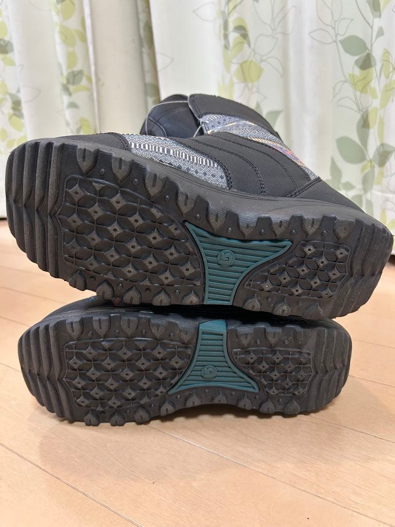 Burton MINT スノーボードブーツ　24.5