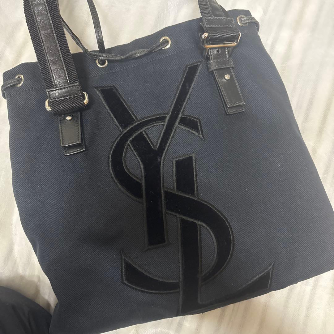 Yves Saint Laurent ハンドバッグ