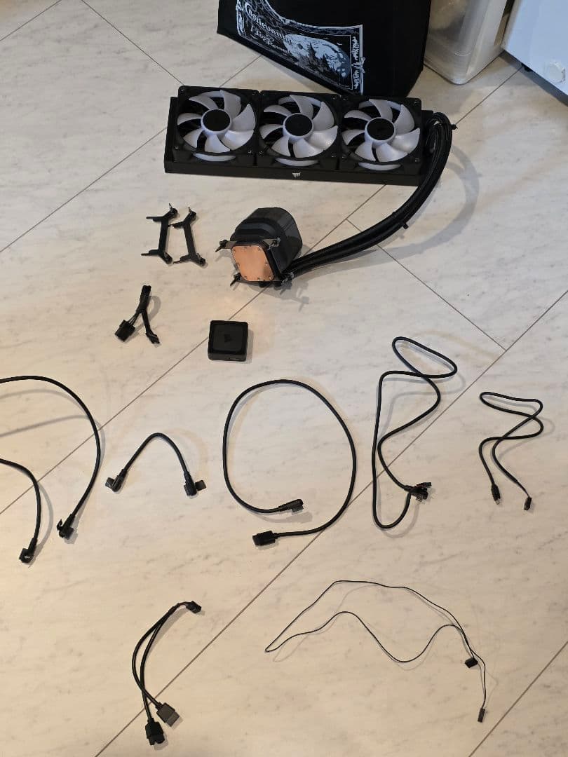 CORSAIR iCUE LINK TITAN 360ラジエーター RXARGB