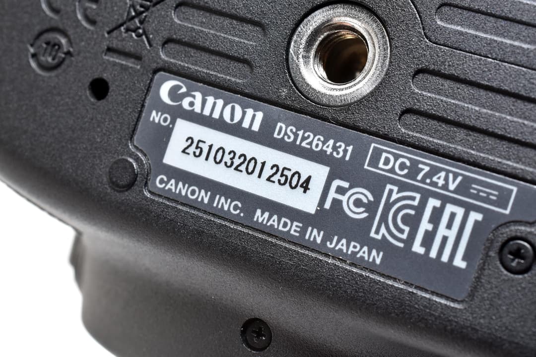 ■極上品■ キャノン EOS Kiss X7i #D043