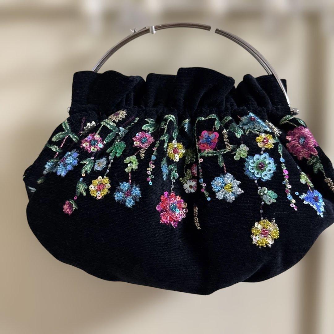 シンクビー・豪華なスパンコール付きがま口バッグ