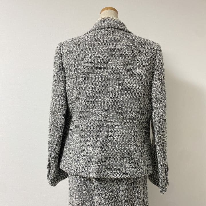 新品タグ付き❤︎訳あり品　J&R ツイードスカートスーツ　F 日本製