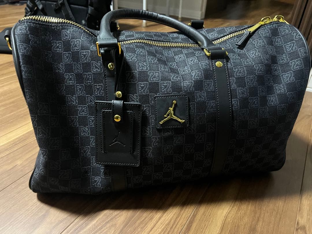 ジョーダンボントンバック