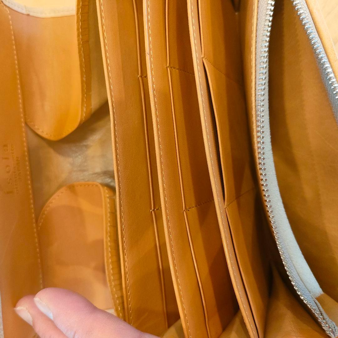 新品未使用 isolaギャルソン長財布　カリオカメッシュ三段錠　本革アイソラ財布