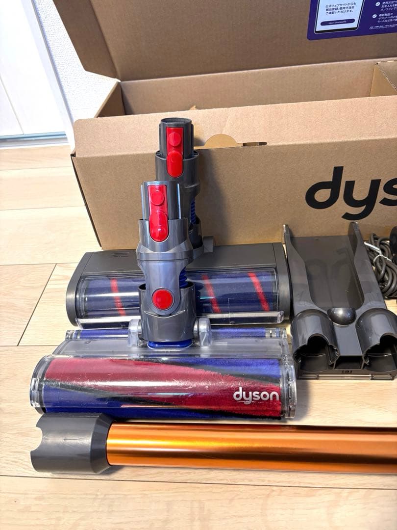 ダイソン　Dyson Cyclone V10 SV12 各種アタッチメント付き