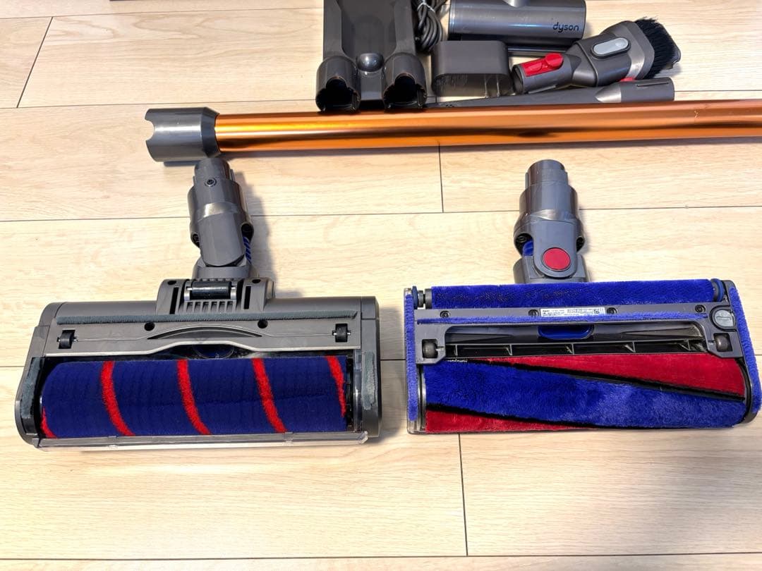 ダイソン　Dyson Cyclone V10 SV12 各種アタッチメント付き