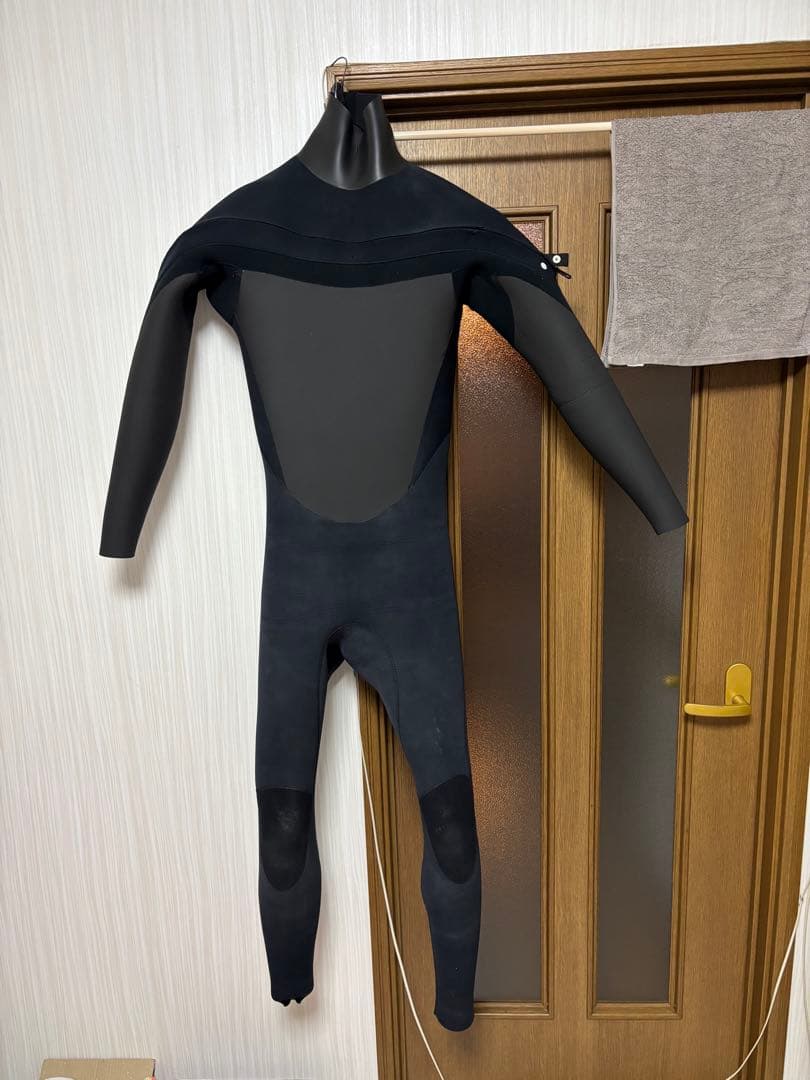 スリーウェザー　セミドライフルスーツ