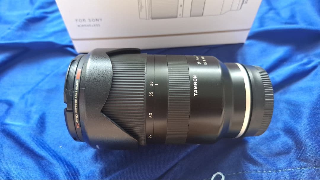 TAMRON 28-75mm F2.8 Di III RXD ソニーEマウント