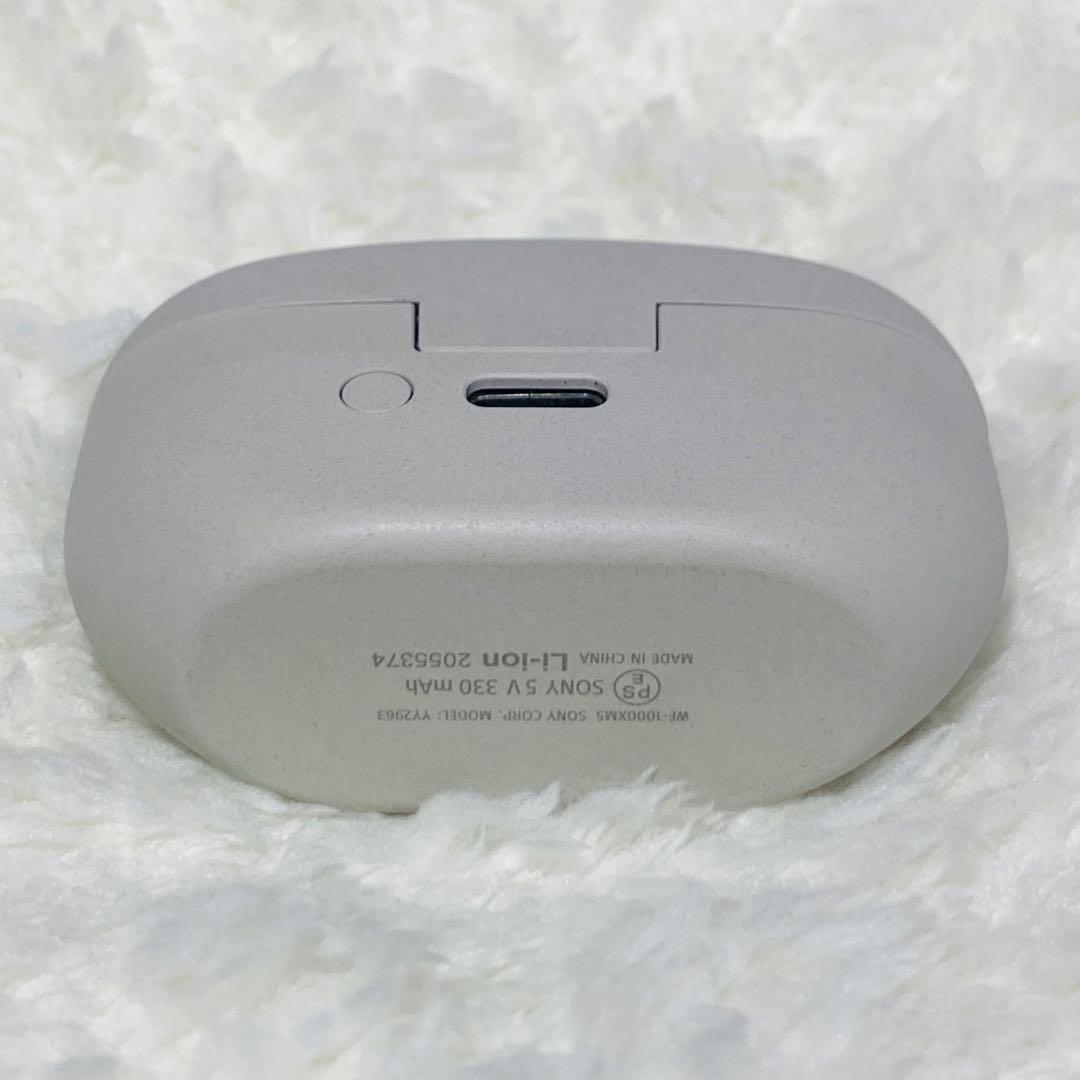美品　SONY WF-1000XM5 プラチナシルバー　充電ケース